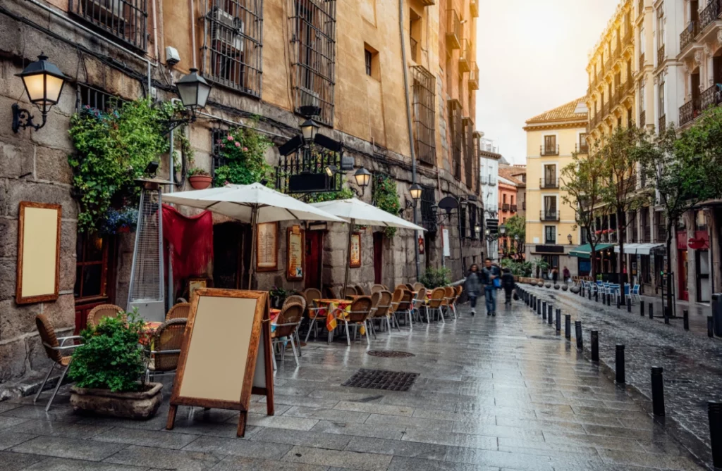 ToF Behang steden Madrid oude straat