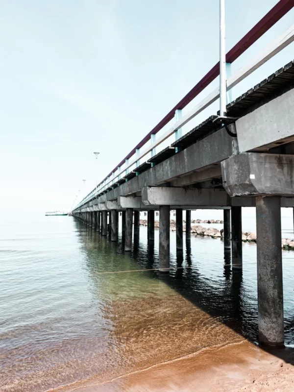 ToF Fotobehang brug over de zee